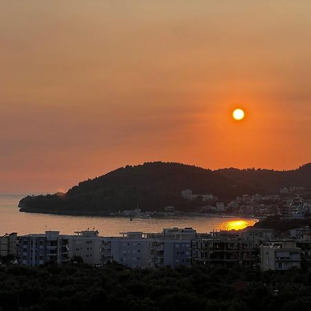 Kalesma Himare Apartment Bagian luar foto