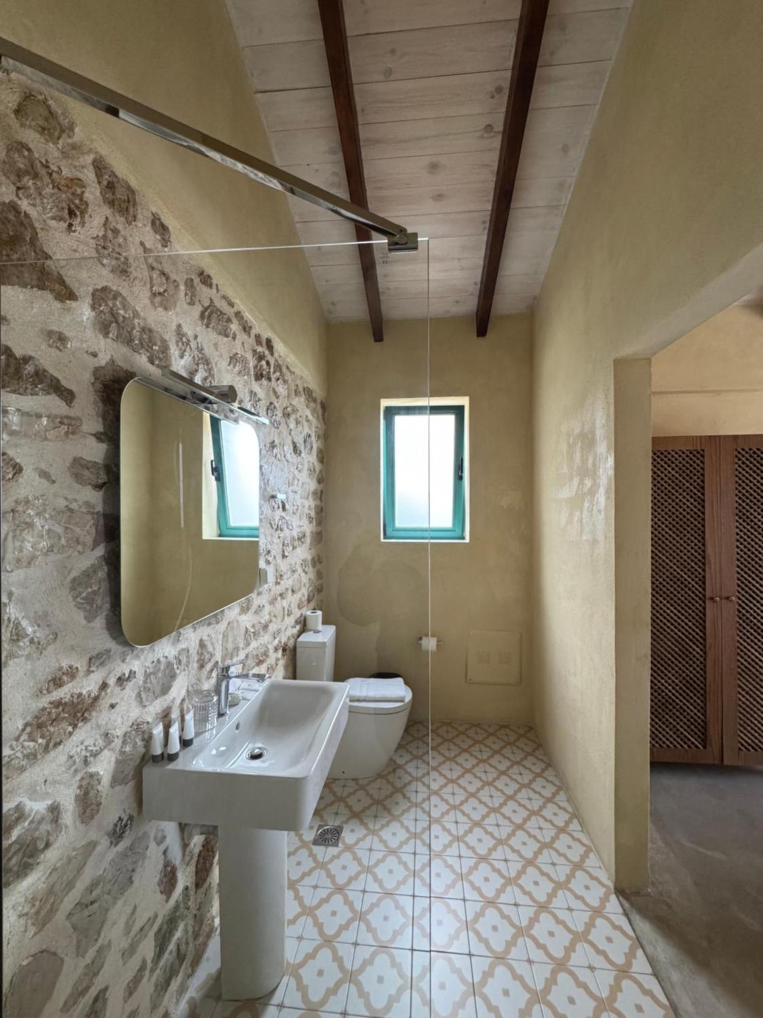 Kalesma Himare Apartment Bagian luar foto