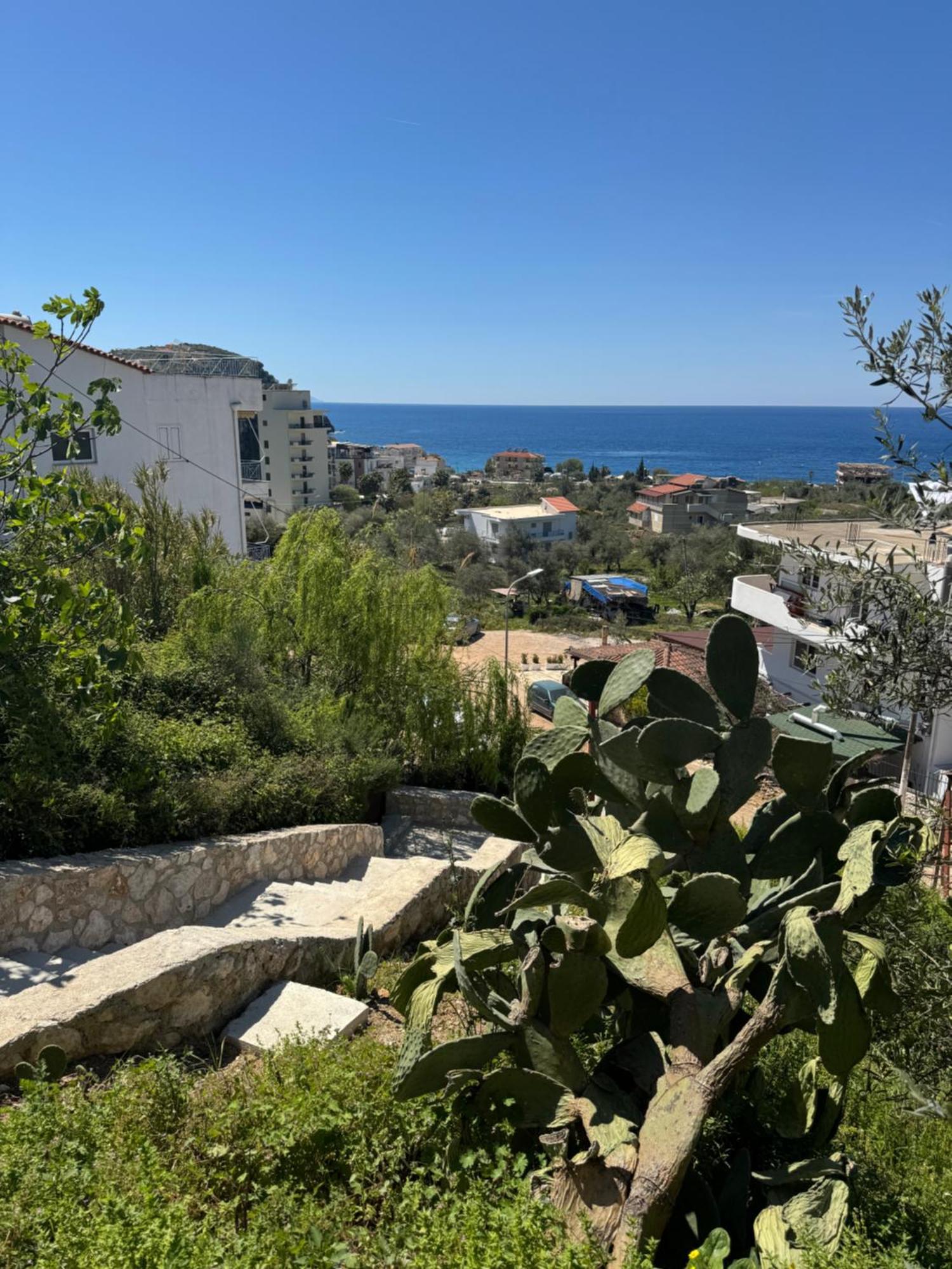 Kalesma Himare Apartment Bagian luar foto